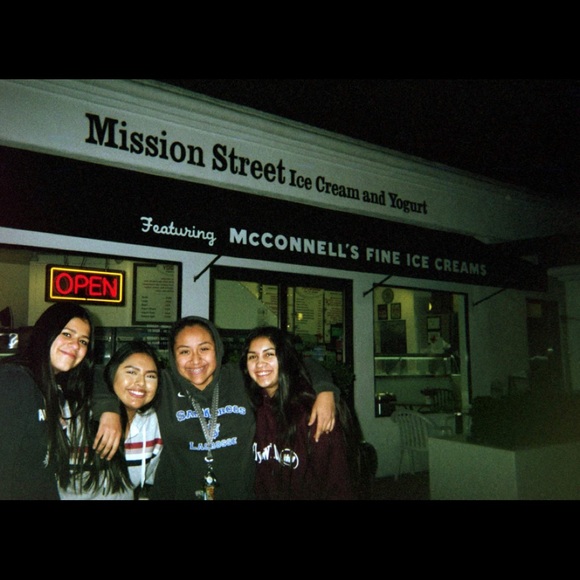 Meet your Posher, Gabriela - Picture 4 of 8